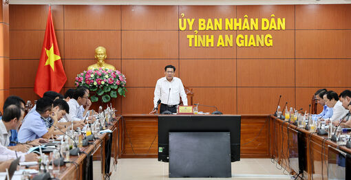 Phó Chủ tịch UBND tỉnh An Giang Ngô Công Thức kiểm tra tình hình giải ngân vốn đầu tư công năm 2026