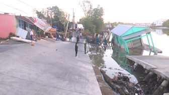 Cà Mau: Sạt lở nghiêm trọng xã Đầm Dơi