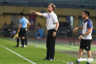 HLV Polking dẫn dắt CLB Công An Hà Nội thêm 2 năm