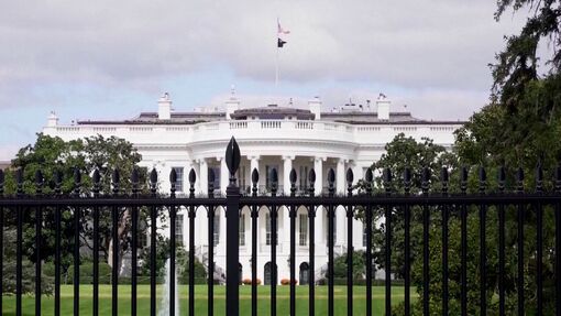 Mỹ bác thông tin mất 6 tháng dọn thủy lôi tại eo biển Hormuz