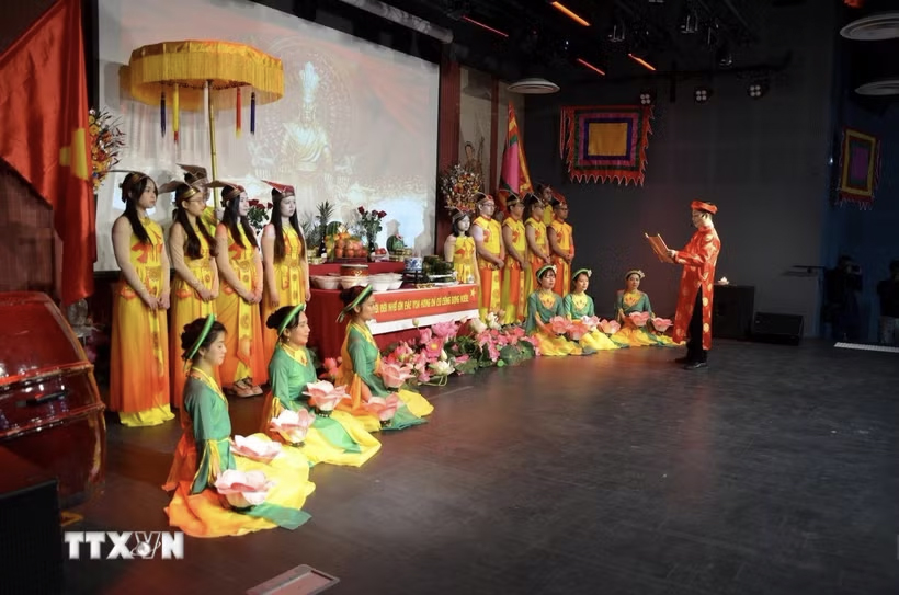 Giỗ Tổ Hùng Vương 2026: Kiều bào Việt Nam tại Pháp hướng về cội nguồn dân tộc