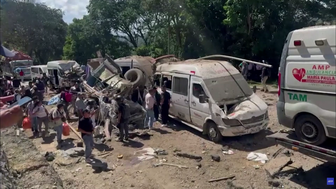 Đánh bom đường cao tốc tại Colombia