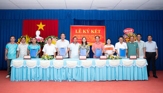 Đảng ủy các xã An Châu, Bình Hòa, Cần Đăng, Vĩnh Hanh, Vĩnh An ký kết chương trình phối hợp