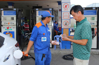 Giữ ổn định thị trường xăng dầu