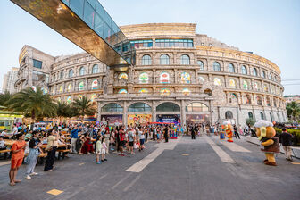 Khách chuộng tour gần