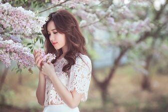 Xao xuyến tháng Tư