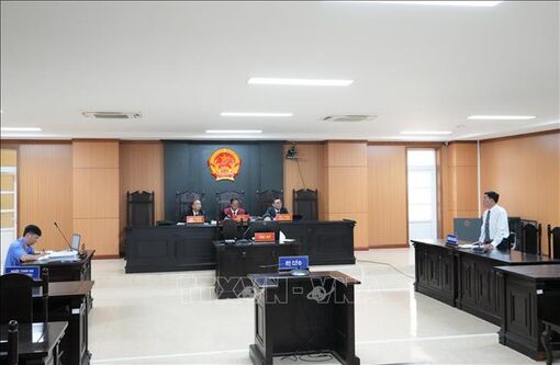 Tuyên phạt Nguyễn Đình Thắng 11 năm tù về tội "Khủng bố"