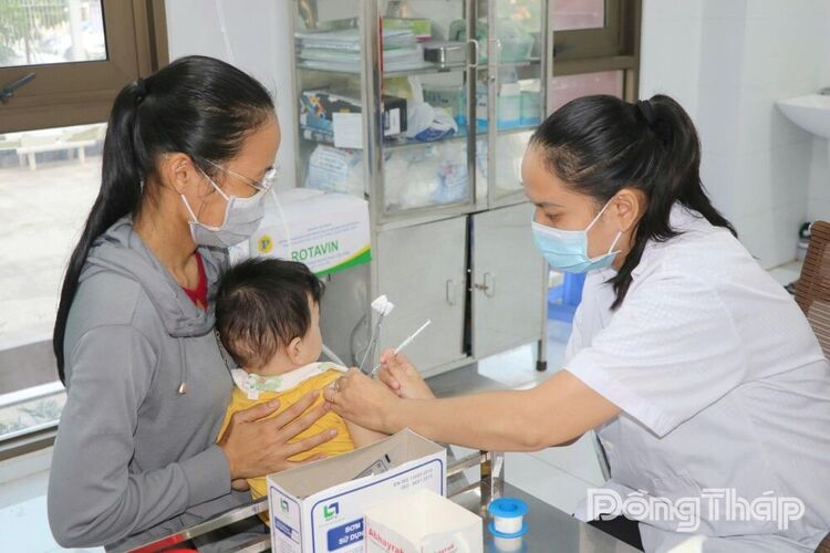 Chủ động phòng bệnh viêm màng não do não mô cầu