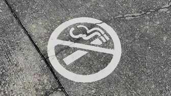 Hong Kong (Trung Quốc) siết chặt quản lý thuốc lá