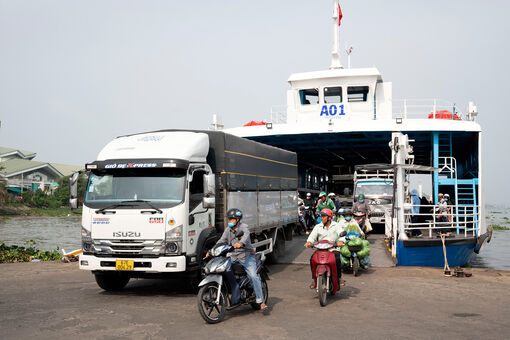 Công ty Cổ phần Phà An Giang bố trí 32 phà phục vụ hành khách dịp lễ 30/4 và 1/5