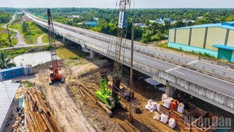 Những đại công trường thi công “xuyên lễ”