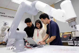 Tuyển sinh đại học 2026: Siết đầu vào, mở rộng ngành học theo nhu cầu thị trường