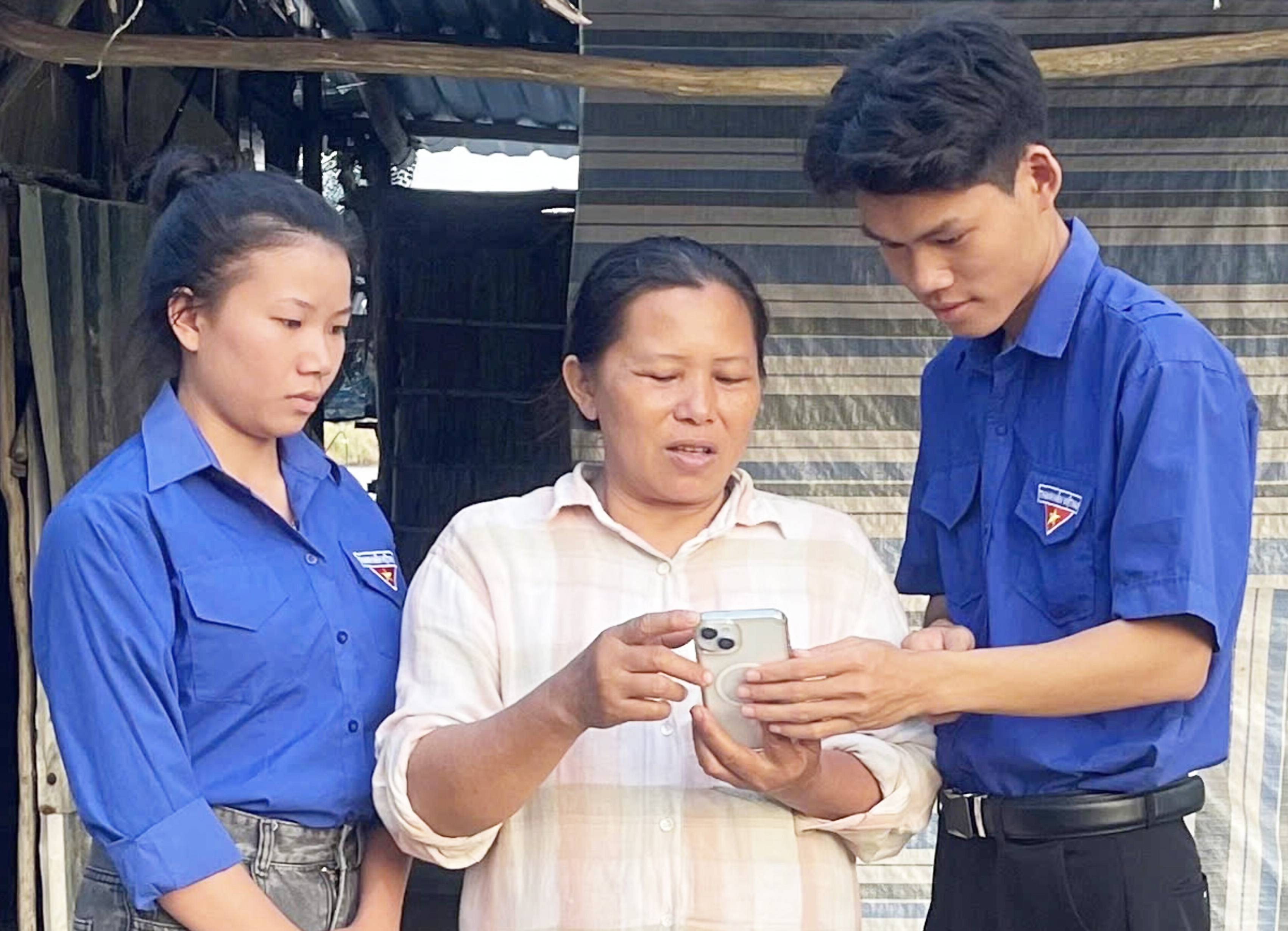 Đảng viên trẻ tiên phong chuyển đổi số