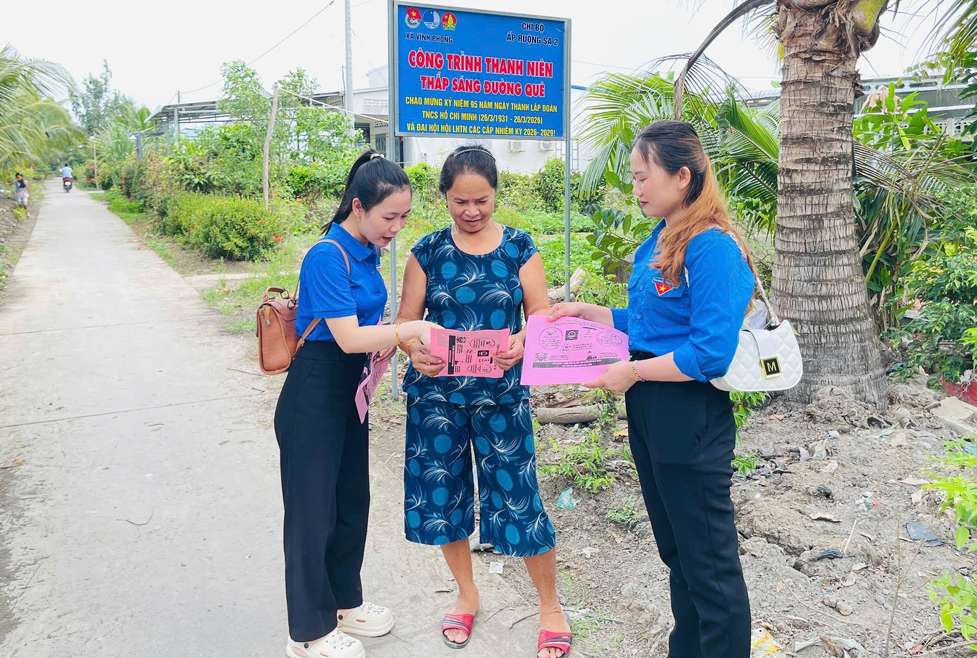 Đưa công nghệ số về tận ấp