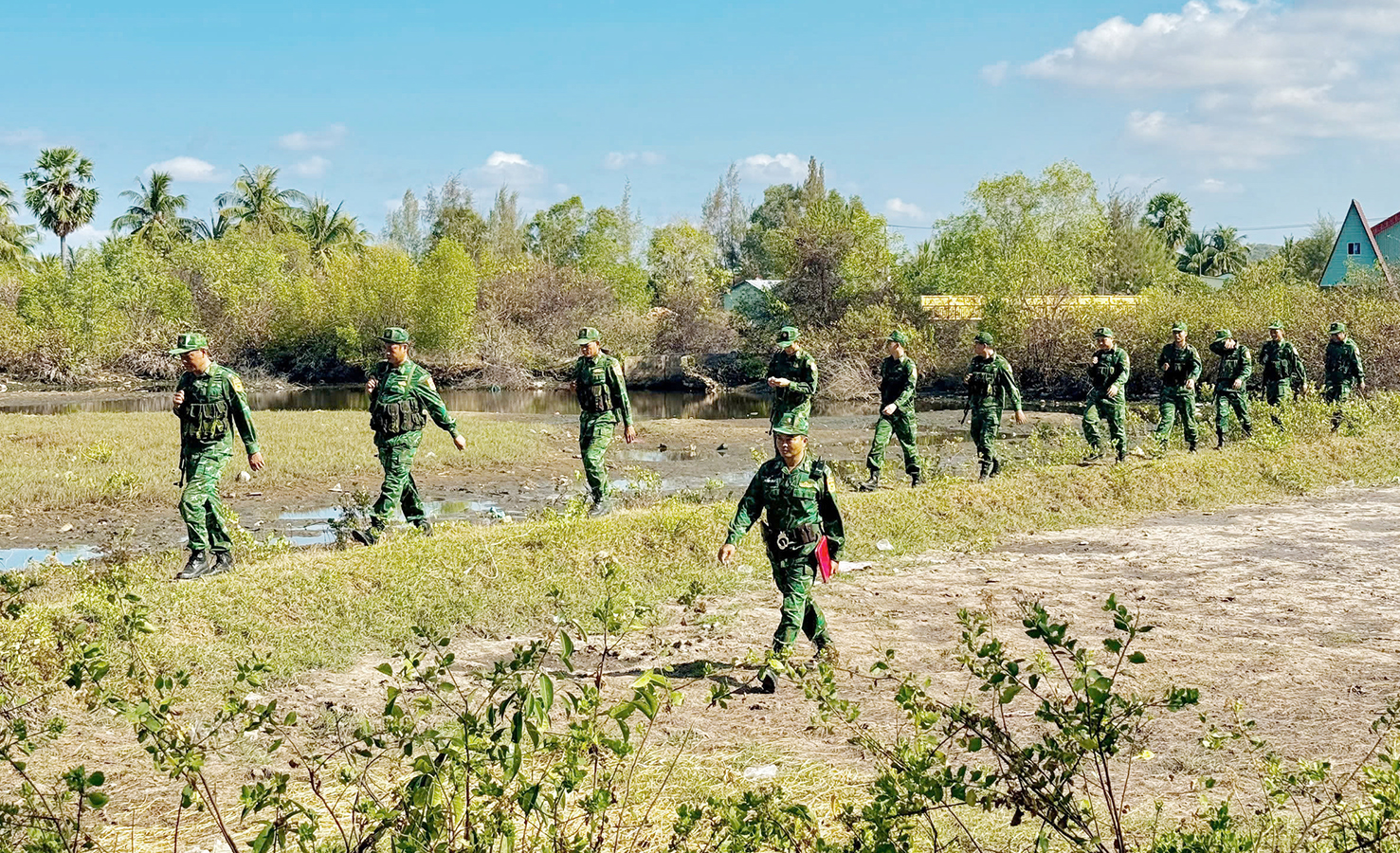 Biên giới Tây Nam: Buôn lậu giảm, thủ đoạn tăng