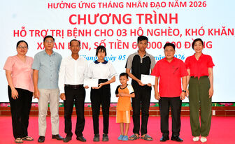 Hỗ trợ 120 triệu đồng sinh kế cho 6 hộ khó khăn