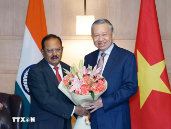 Tổng Bí thư, Chủ tịch nước Tô Lâm tiếp Cố vấn An ninh Quốc gia Ấn Độ Ajit Doval