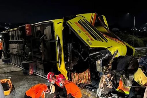 Indonesia: Va chạm giữa xe khách và xe bồn chở dầu, nhiều người thiệt mạng