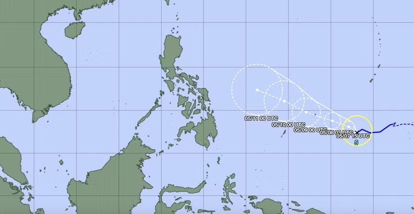 Bão Hagupit hoạt động ngoài khơi Philippines liệu có đi vào Biển Đông?