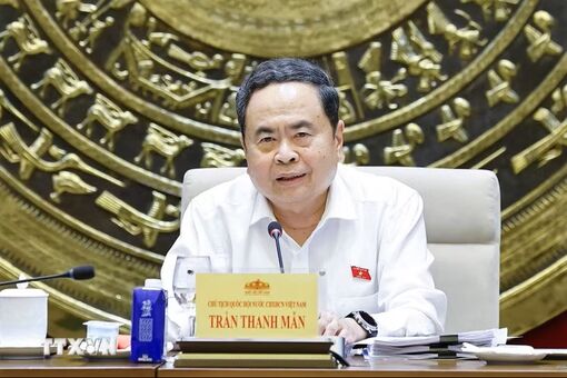 Chủ tịch Quốc hội: Tổng rà soát văn bản quy phạm pháp luật - bước chuẩn bị chiến lược cho phát triển