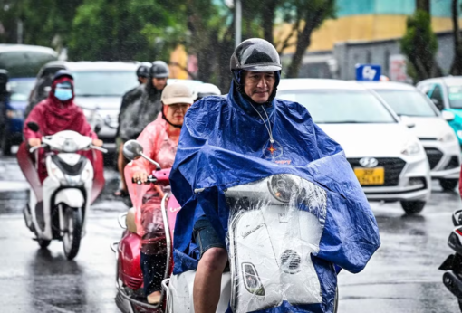 Thời tiết ngày 7/5: Bắc Bộ và Trung Bộ mưa dông, cục bộ nhiều nơi mưa to đến rất to