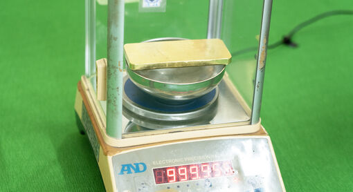 An Giang: Bắt giữ đối tượng vận chuyển gần 1kg vàng qua biên giới