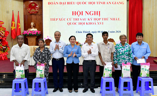 Đoàn Đại biểu Quốc hội tỉnh An Giang, đơn vị số 6 tiếp xúc cử tri hai xã Châu Thành và Bình An
