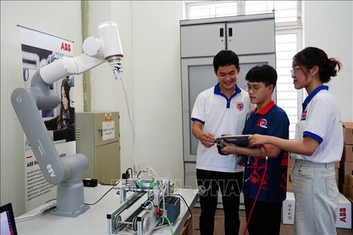 Lần đầu tiên quy định rõ về việc khai thác, sử dụng tài nguyên giáo dục mở