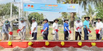 Xây dựng nông thôn mới ở Định Mỹ