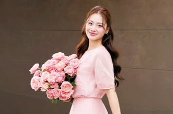 Cảm hứng phối đồ cho tuần mới từ set đồng bộ thời thượng