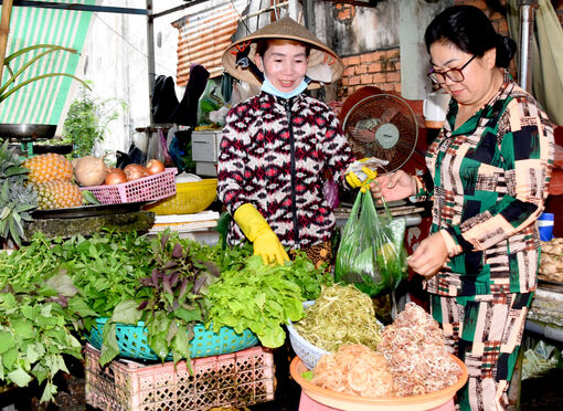 Mùa nắng, sức mua thực phẩm tươi tăng