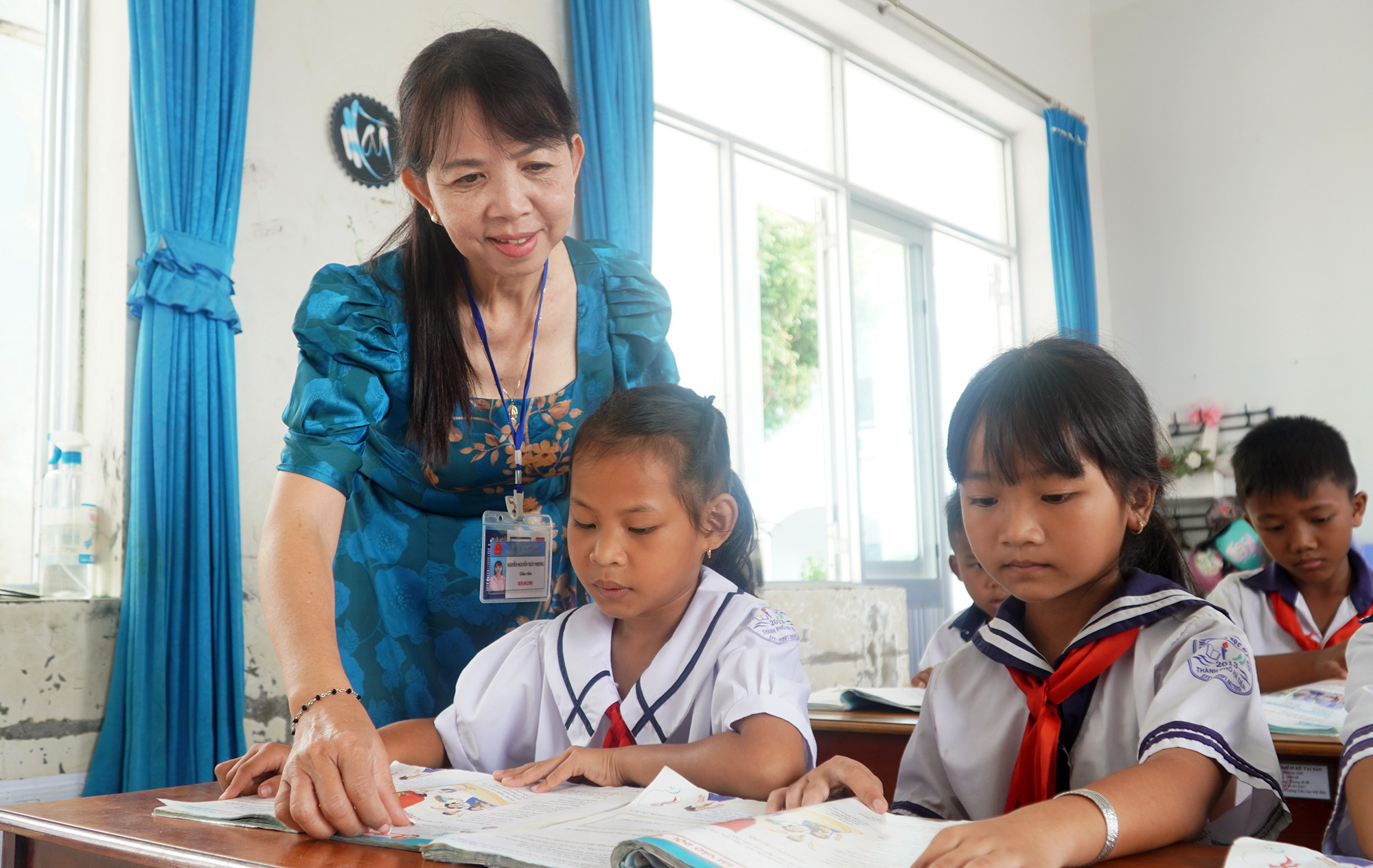 Gieo chữ trên phum, sóc