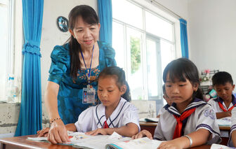 Gieo chữ trên phum, sóc