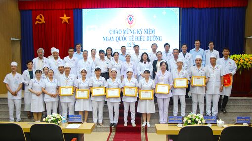 Bệnh viện Đa khoa Châu Đốc họp mặt kỷ niệm ngày quốc tế điều dưỡng 12/5
