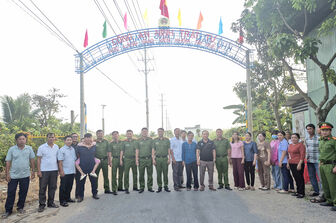 Long Xuyên phát huy sức dân giữ an ninh
