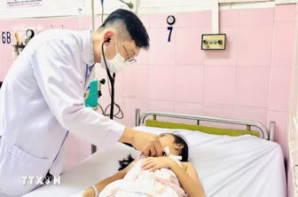 Vụ hơn 100 học sinh ngộ độc thực phẩm: "Thủ phạm" là vi khuẩn Salmonella