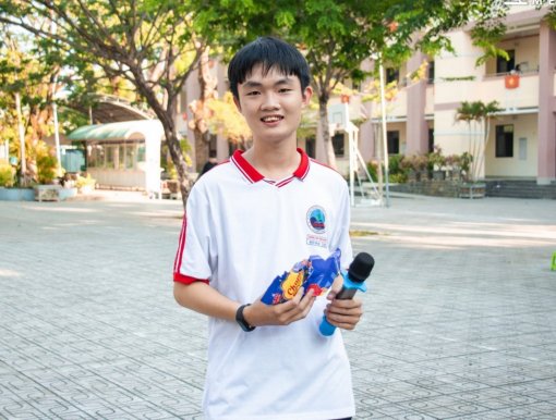 Nghị lực nam sinh đất đảo