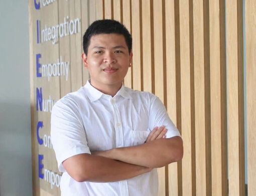 Nhận học bổng tiến sĩ trước khi tốt nghiệp đại học