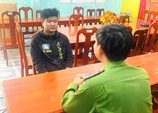 Tạm giữ đối tượng dùng dao cướp tài sản
