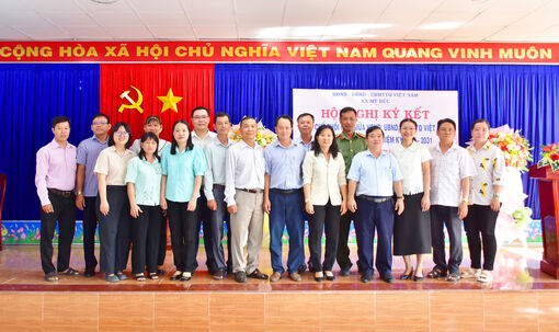 HĐND, UBND và Ủy ban MTTQ Việt Nam xã Mỹ Đức ký kết quy chế phối hợp