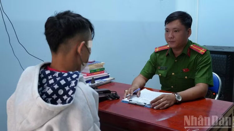 Đồng Tháp xử phạt thiếu niên báo tin giả