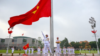 25 năm Lễ Thượng cờ trên Quảng trường Ba Đình