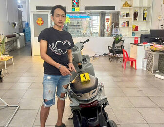 Tạm giữ hình sự đối tượng có 2 tiền án tiếp tục trộm cắp tài sản