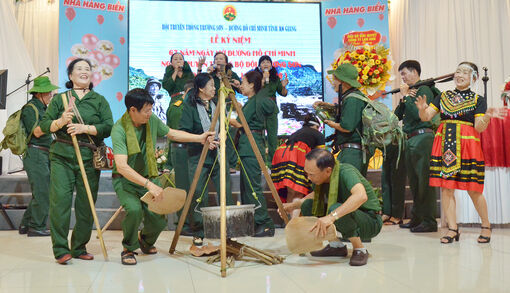 An Giang: Tổ chức kỷ niệm 67 năm Ngày truyền thống bộ đội Trường Sơn