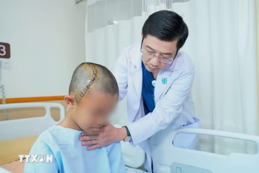 Thực hiện thành công ca phẫu thuật não tỉnh ở trẻ em đầu tiên tại Việt Nam