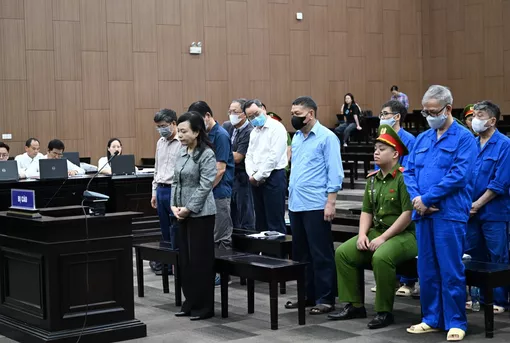 Cựu Bộ trưởng Y tế Nguyễn Thị Kim Tiến từ chối 2 luật sư