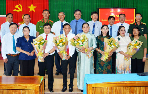 Xã An Cư công bố quyết định về công tác cán bộ