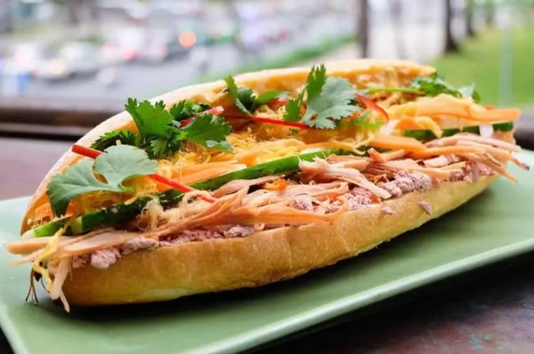 Vụ ngộ độc sau khi ăn bánh mỳ tại Quảng Trị: Chuyển hồ sơ lên cấp tỉnh xử lý