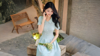 Đầm sơ mi tối giản, sang trọng nhưng linh hoạt tuyệt vời