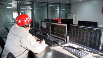 Trung Quốc thúc đẩy tiêu thụ năng lượng sạch tại chỗ